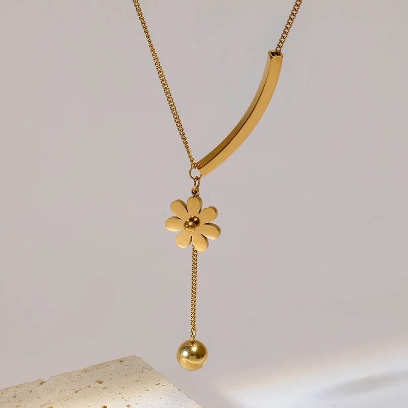 Collier "Fleur de Lune" – Acier Inoxydable