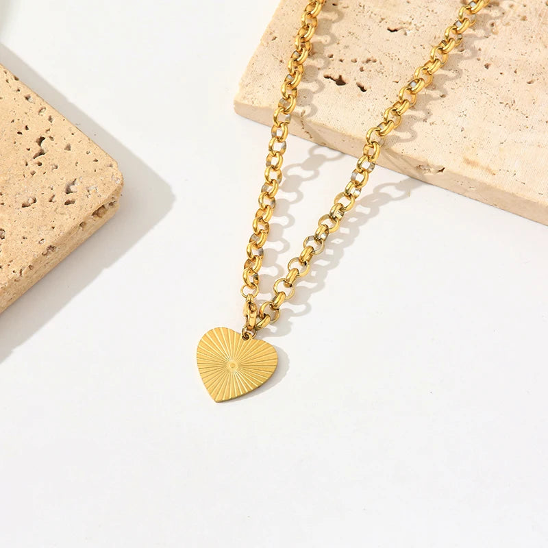 Collier "Coeur Radieux" – Acier Inoxydable